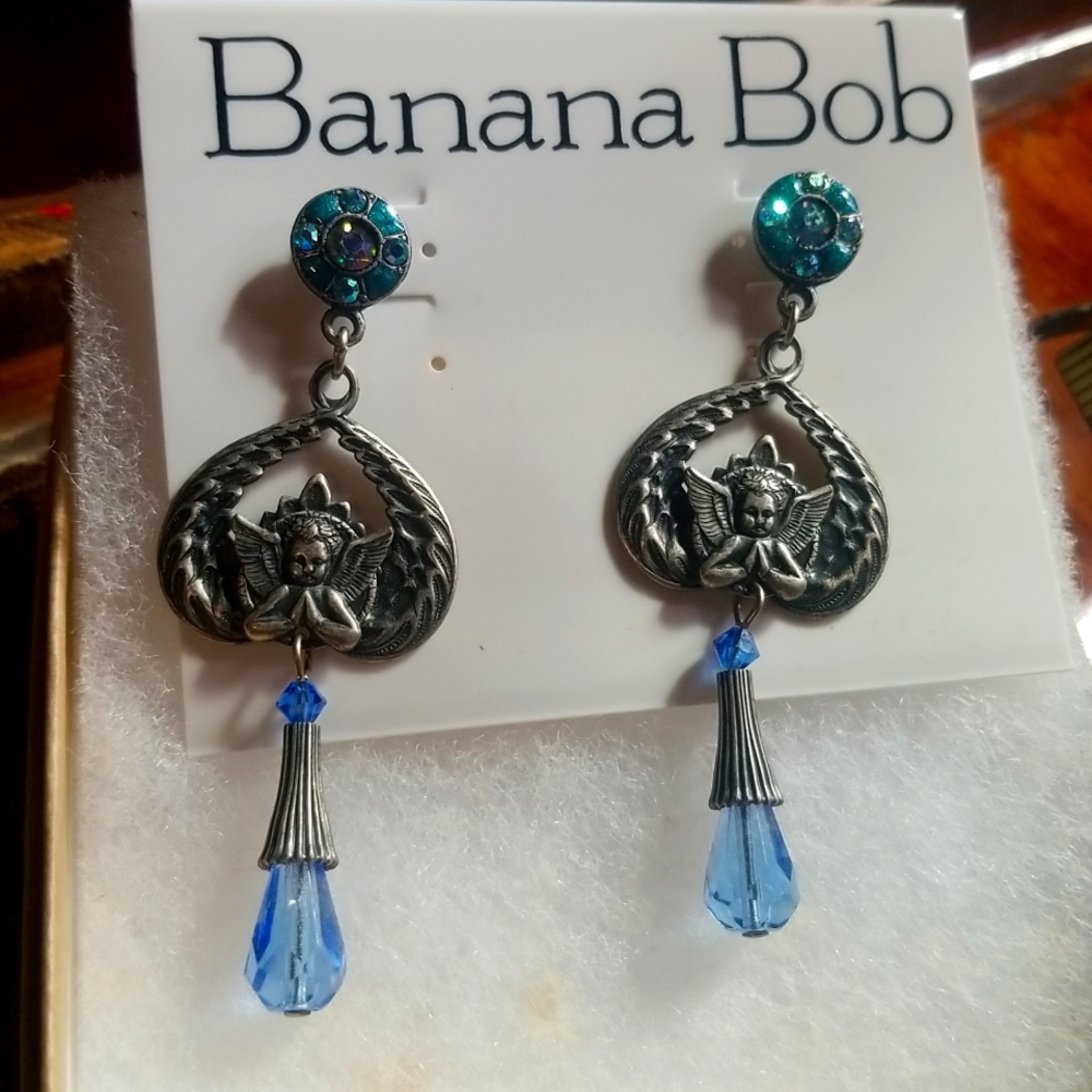 Vintage banana bob earrings